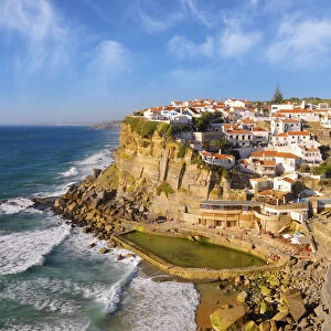 Portugal, Sintra, Azehas do Mar, Overview of town
