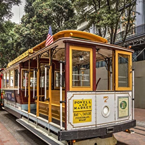 Powell and Market line cable car, San Francisco, California, USA