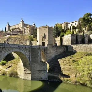 The Puente de Alcantara (Alcantara bridge) over the Tagus river, a roman bridge that