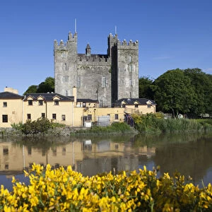 Republic of Ireland, County Clare, Bunratty Castle
