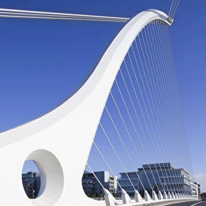 Republic of Ireland, Dublin, The Samuel Beckett Bridge, Designer and Architect Santiago