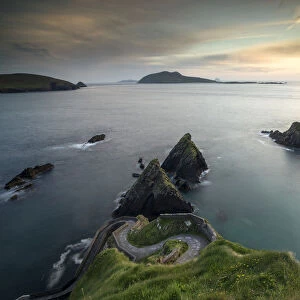Road to Dunquin Pier and its surroundings. Dunquin, Dingle Peninsula, Co. Kerry, Munster