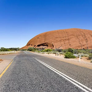 road to Uluru, Northern Territory, Australia