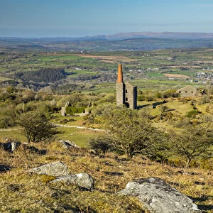 Ruined engine house at former tin mine, Minions, Bodmin Moor, Cornwall, England, UK