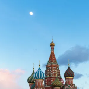 Russia, Moscow, Red Square, Kremlin, St. Basils Cathedral