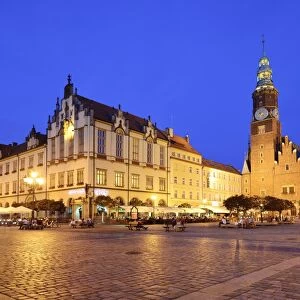 The Rynek (Market Square) and the Old Town Hall (Stary Ratusz)