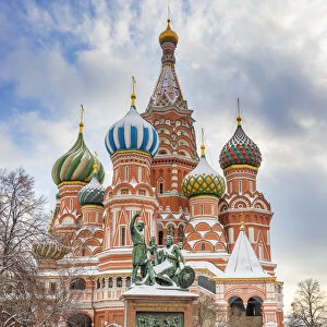 Saint Basils Cathedral, Monument to Minin and Pozharsky, Red square, Moscow, Russia