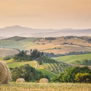 San Quirico d Orcia, Val d Orcia, Tuscany, Italy