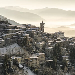 Santa Maria del Monte in winter from the Campo dei Fiori