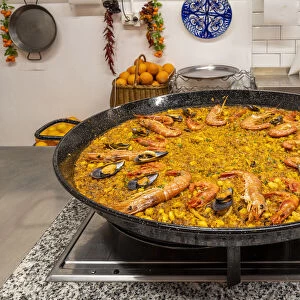 Seafood paella (paella de marisco), Valencia, Spain