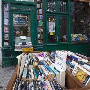 Shakespeare and Company bookshop, Latin Quarter, Paris, France
