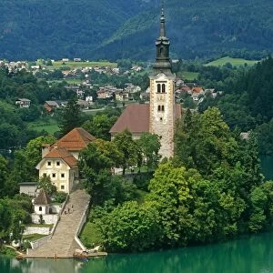 Slovenia, Gorenjska (aka Upper Carniola), Bled. Cradled by hills and mountains