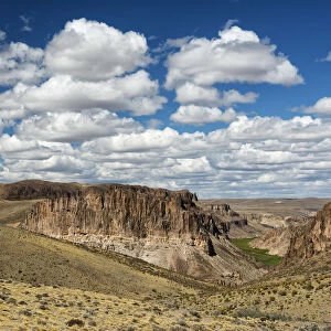 South America, Argentina, Santa Cruz, Patagonia, Cueva de los Manos landscape