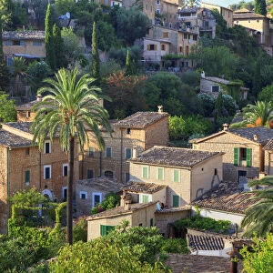 Spain, Balearic Islands, Mallorca, Serra de Tramuntana, Deia Village