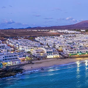 Spain, Canary Islands, Lanzarote, Playa Blanca at dusk