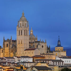 Spain, Castile and Leon, Segovia. cathedral at dusk