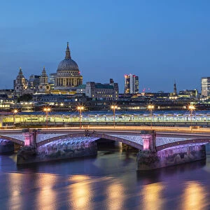 St. Pauls Cathedral, City of London, Blackfriars Bridge and River Thames, London, England