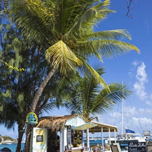St Vincent and The Grenadines, Union Island, Clifton harbour, Cafe and bar on pier