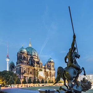 Statue, Berlin Dom, Berlin, Germany