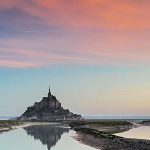 Sunrise at Le Mont Saint Michel, Manica, Avranches, Pontorson, Normandy, France