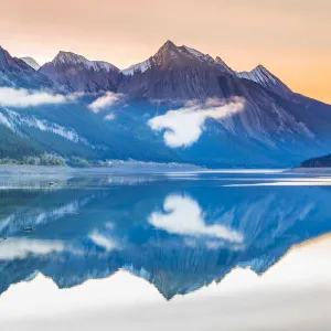 Sunrise on Medicine Lake, Jasper National Park, Alberta, Canada