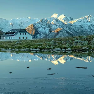 Switzerland, Graubunden, Engadin, Romantik Hotel Muottas Muragl