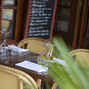 Table outside cafe / restaurant, Paris, France