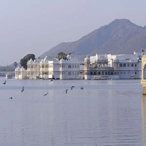 Taj Lake Palace, Udaipur, Rajasthan, India, Asia