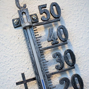 Thermometer, Vilamoura, Algarve, Portugal