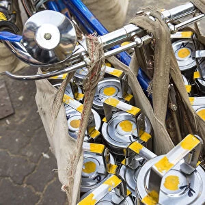Tiffin lunch boxes being delivered by bicycle, Mumbai, India