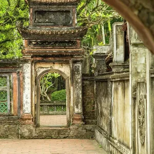 Tomb of the First Emperor, Hoa Lu (ancient capital of Vietnam in 10-11th centuries), Ninh Binh, Vietnam Tomb of the First Emperor, Hoa Lu (ancient capital of Vietnam in 10-11th centuries), Ninh Binh, Vietnam