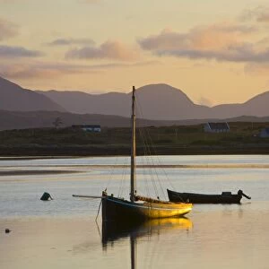 Traditional Galway hooker, Roundstone Harbour, Connemara, Co