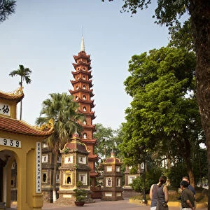Tran Quoc Pagoda, West Lake (Ho Tay), Hanoi, Vietnam