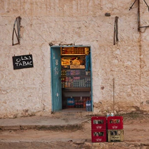 Tunisia, Ksour Area, Matmata, small shop
