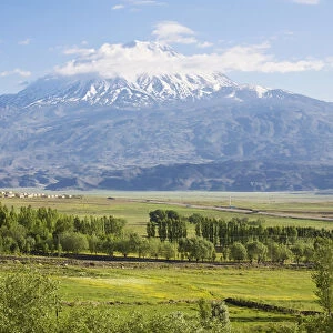 Turkey, Eastern Turkey, Dogubayazit, Mount Ararat