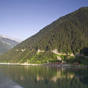 Turkey, Trabzon, Uzungol, Kackar Mountains reflecting in lake