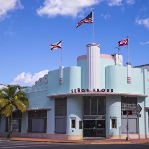 U. S. A, Miami, Miami beach, South Beach, Collins Ave, Senor Frogs restaurant and bar