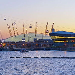 UK, England, London, Emirates Air Line or Thames Cable Car over River Thames