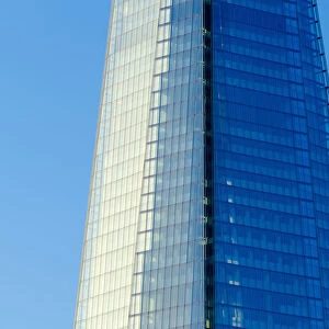 UK, England, London, The Shard skyscraper (by Renzo Piano) at London Bridge