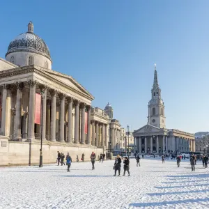 UK, England, London, The West End, Trafalgar Square, National Gallery and St UK, England, London, The West End, Trafalgar Square, National Gallery and St