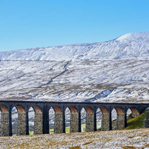 UK, England, North Yorkshire, Ribblehead Viaduct and Whernside mountain, one of the