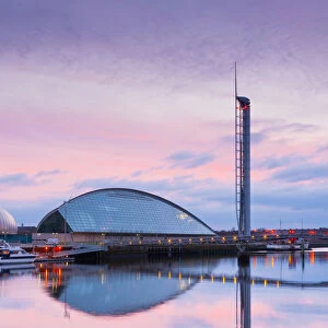 UK, Scotland, Glasgow, Glasgow Science Centre and Glasgow Tower on River Clyde