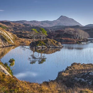UK, Scotland, Highland, Sutherland, Lochinver, Loch Druim Suardalain, Mount Canisp