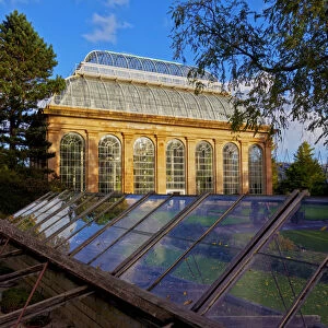 UK, Scotland, Lothian, Edinburgh, View of the Royal Botanic Gardens
