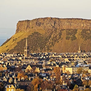 UK, Scotland, Lothian, Edinburgh, City Skyline with the Salisbury Crags viewed
