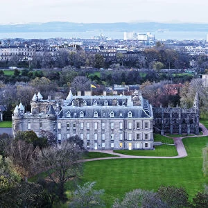 UK, Scotland, Lothian, Edinburgh, Holyrood, Twilight view of the Palace of Holyroodhouse