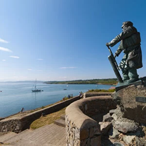 United Kingdom, Wales, Gwynedd, Anglesey, Moelfre, Dic Evans Statue at Moelfre Lifeboat