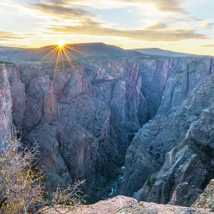 USA, Colorado, Black Canyon of the Gunnison National Park at sunrise