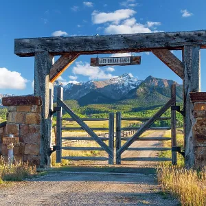 USA, Colorado, Telluride, Hastings Mesa Last Dollar Ranch Print