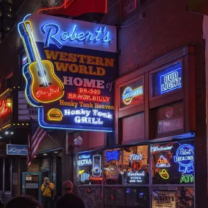 USA, Deep South, Tennessee, Nashville, Music City, Broadway, Music scene